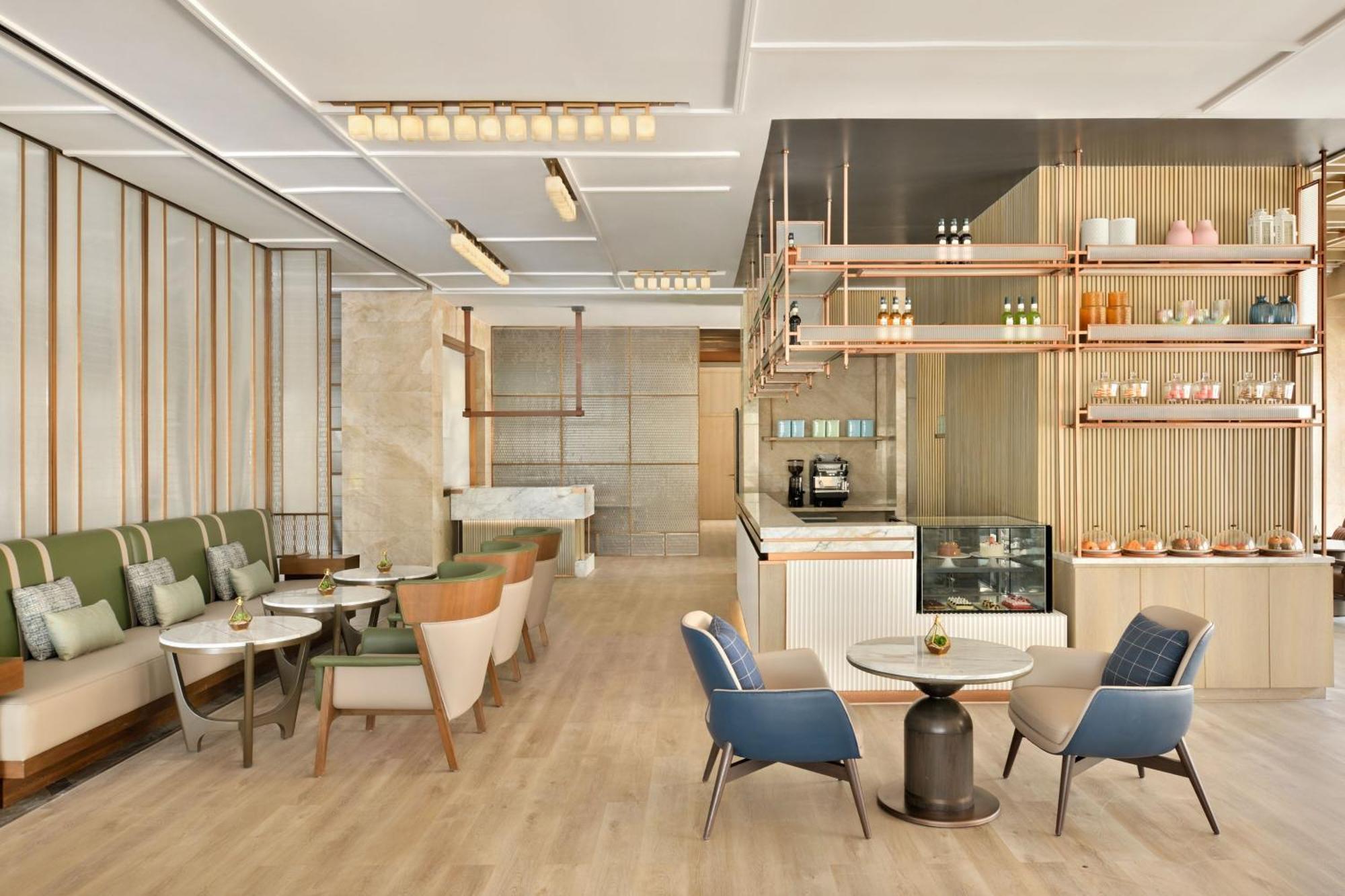 Navi Mumbai Marriott Hotel Exterior photo